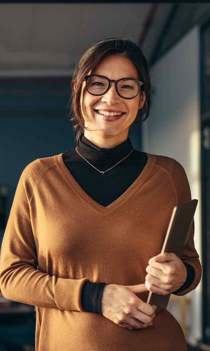 https://mahmutozguven.com/wp-content/uploads/2019/10/inner_team_01-720x1200.jpg